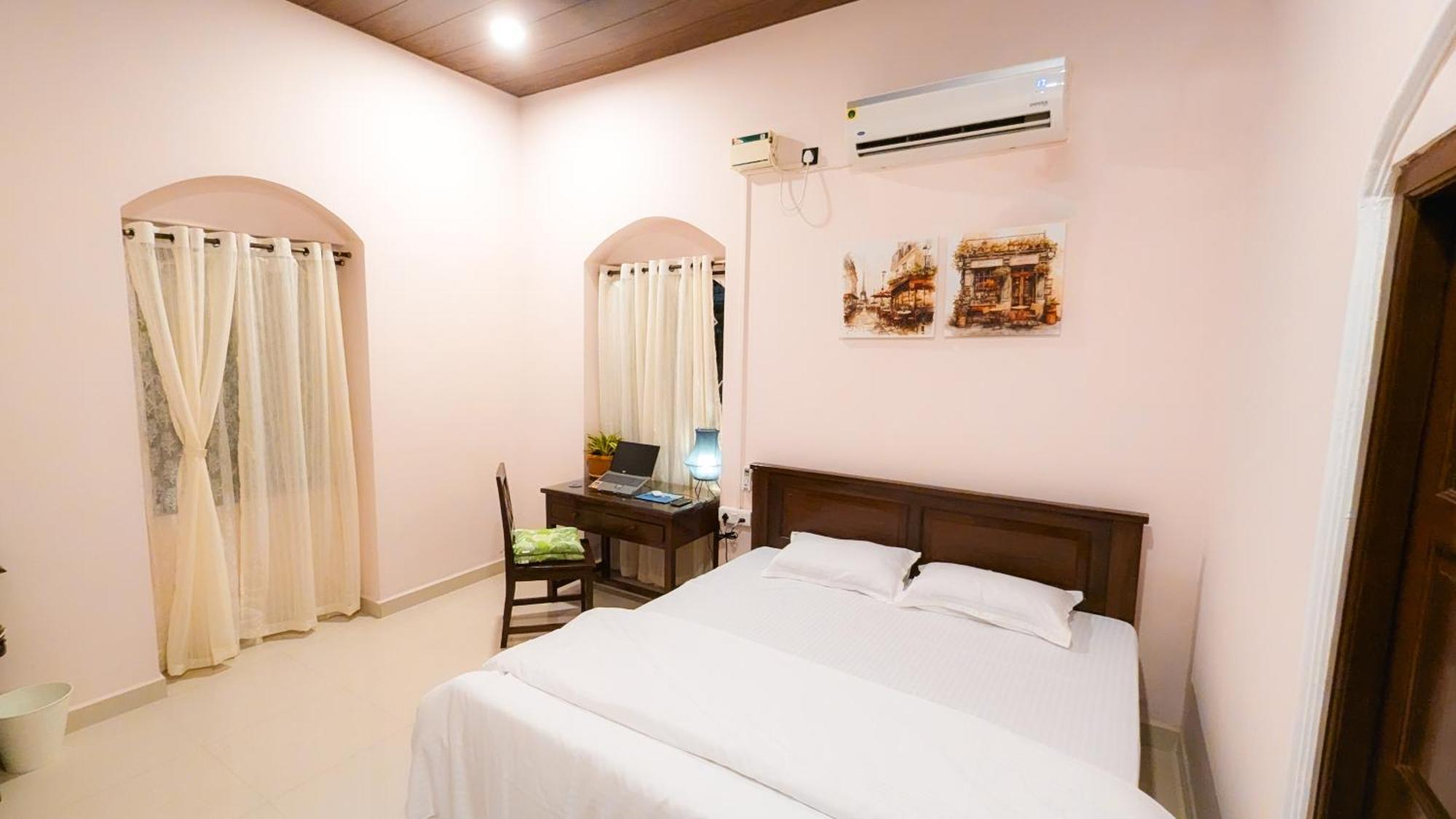 The First House By V3Homestay 4Bhk Private Pool Calangute Exteriér fotografie