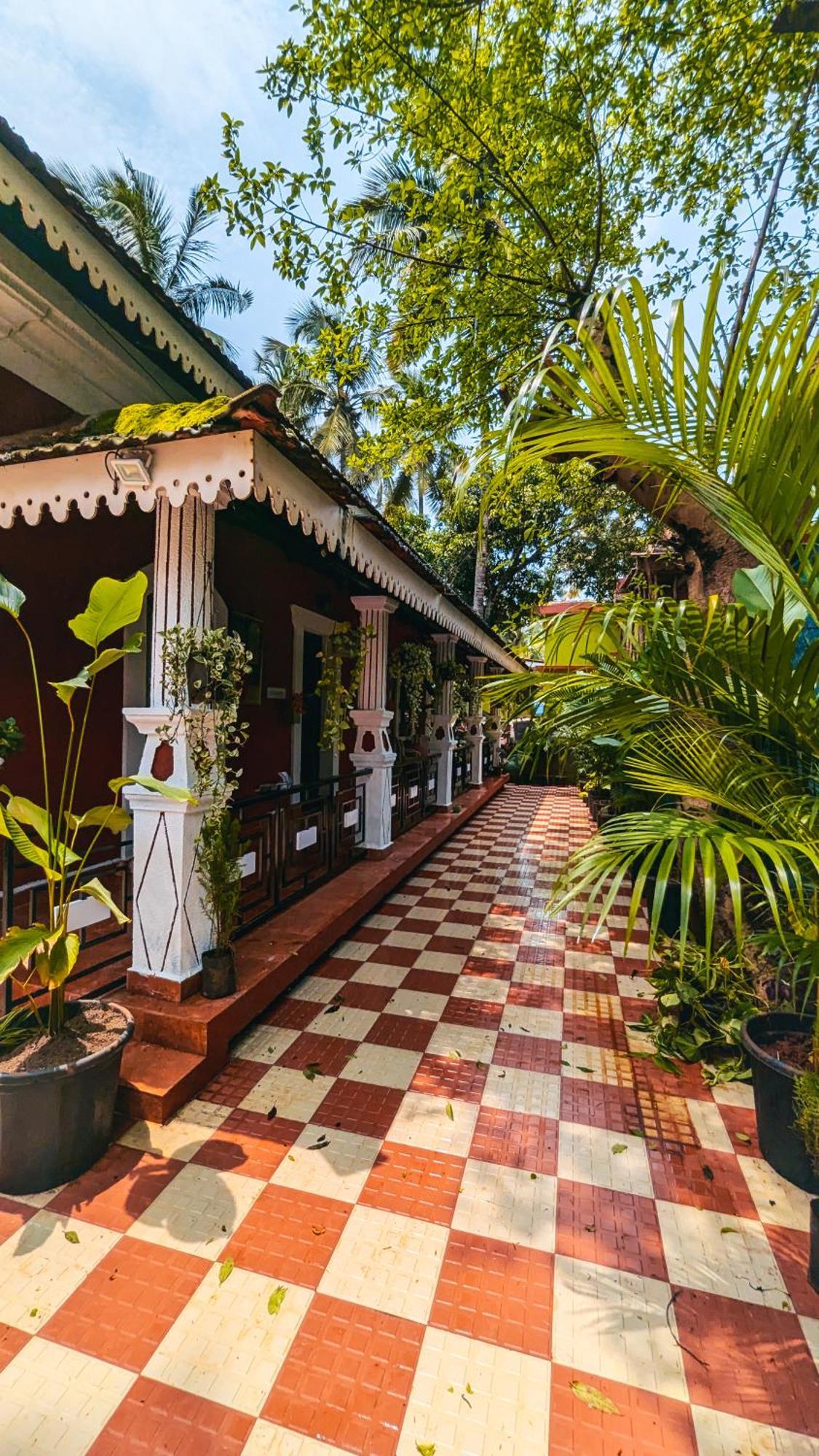 The First House By V3Homestay 4Bhk Private Pool Calangute Exteriér fotografie