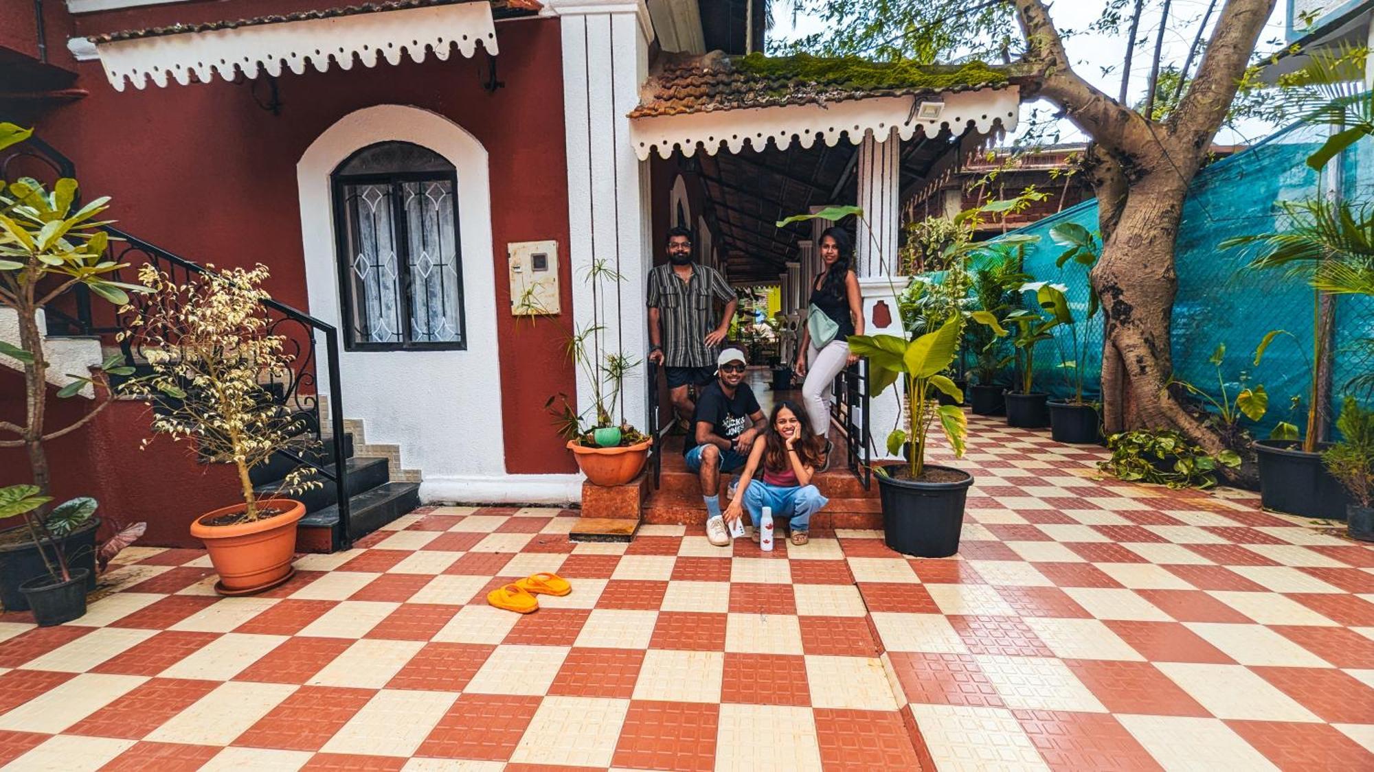 The First House By V3Homestay 4Bhk Private Pool Calangute Exteriér fotografie