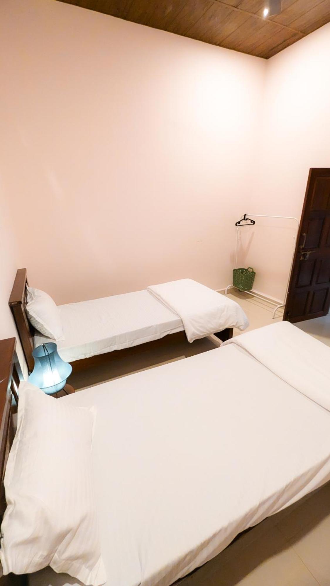 The First House By V3Homestay 4Bhk Private Pool Calangute Exteriér fotografie