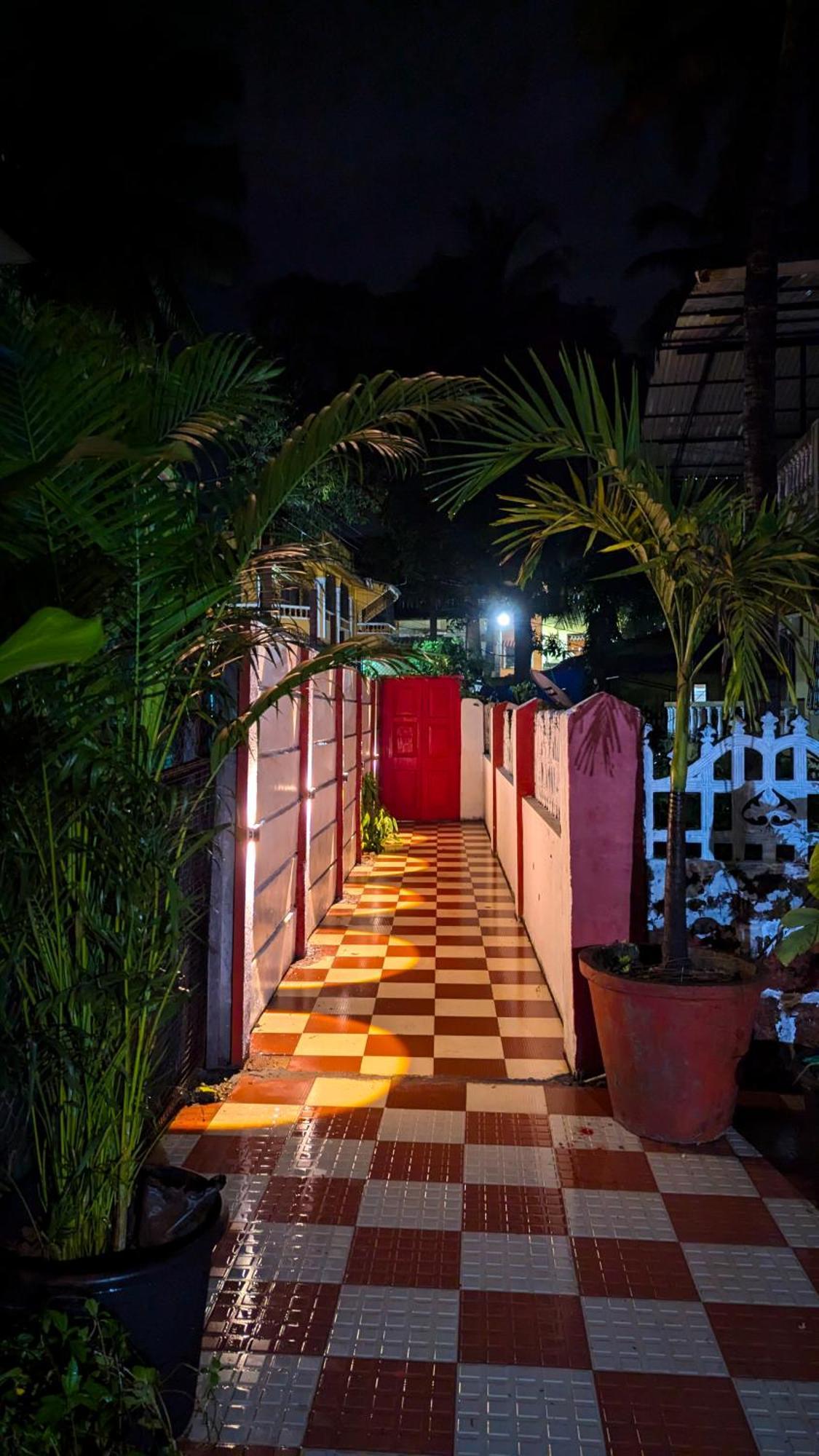 The First House By V3Homestay 4Bhk Private Pool Calangute Exteriér fotografie